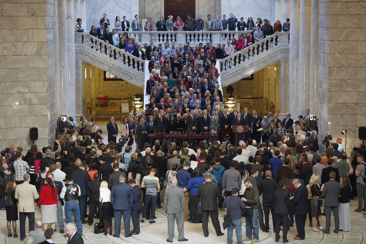 Utah lawmakers pass bill to protect gay rights and safeguard religious conscience