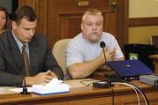 FLAWED JUSTICE? Steven Avery, right, in “Making a Murderer”