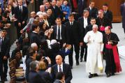 REUNION. Pope Francis waves during a special audience with members of the Catholic Fraternity of Charismatic Covenant Communities and Fellowships at the Vatican, Oct. 31.