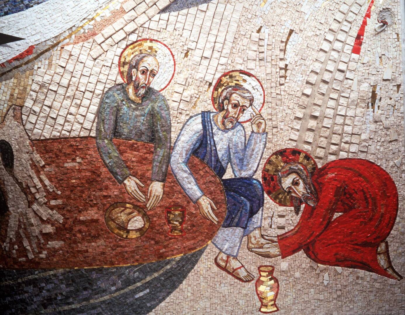 Jesus washes the feet of Peter in a scene from a mosaic by Marko Rupnik, which decorates the Redemptoris Mater Chapel in the Vatican's Apostolic Palace. (CNS photo courtesy Libreria Editrice Vaticana)