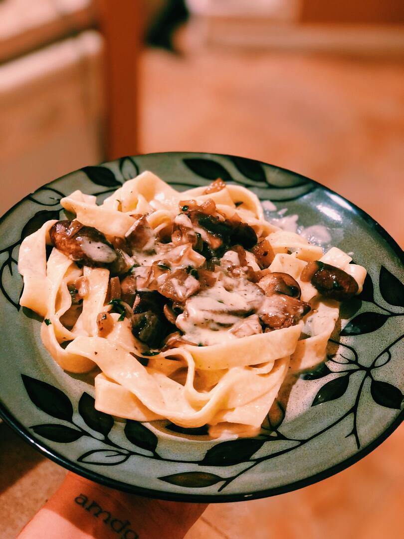 Bon Appétit: tagliatelle porcini. (Credit, for food prep and photo: Vivian Cabrera)