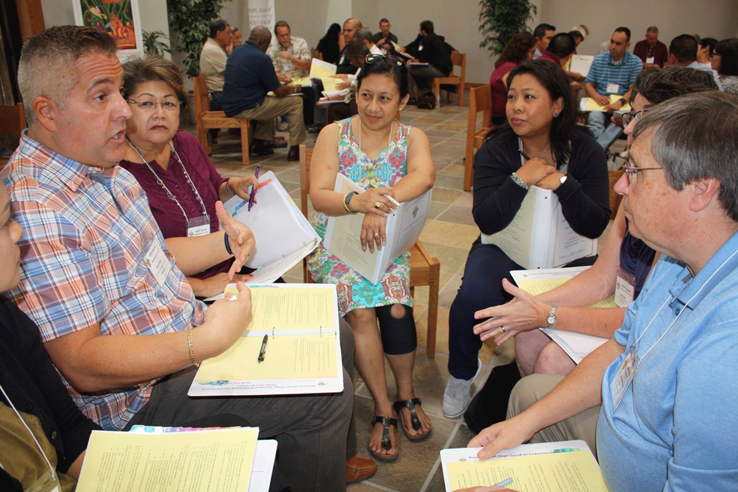 A small group meeting during the San Diego synod (photo: courtesy of Diocese of San Diego/Aida Bustos)