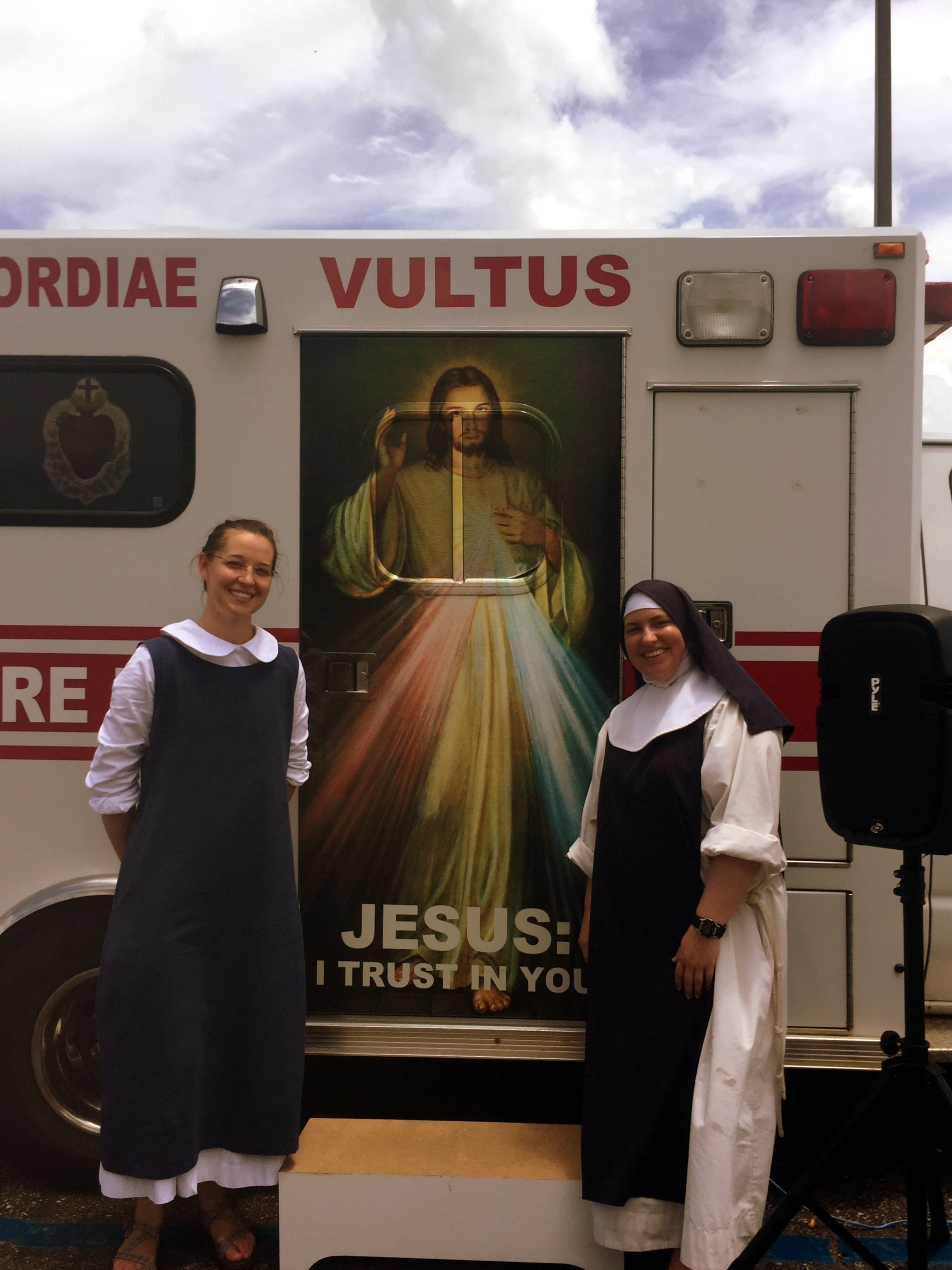 Sr. Francesca DuPre and Sr. Jeanne d'Arc are among the members of the Community of Jesus Christ Crucified who participate in the ministry of the Spiritual Care Unit.