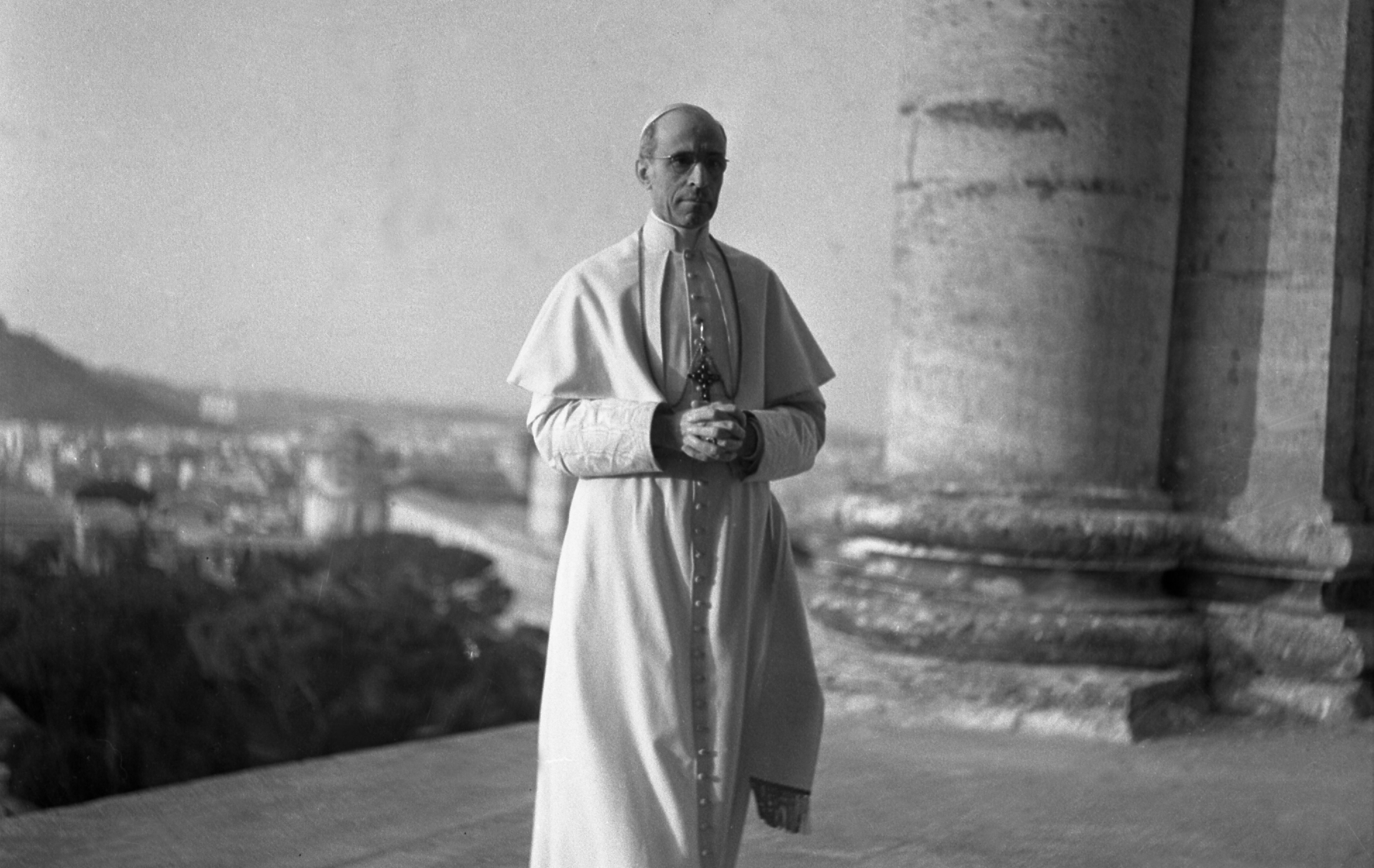 Smøre råolie fjendtlighed A deep dive into the secret archives of Pope Pius XII | America Magazine
