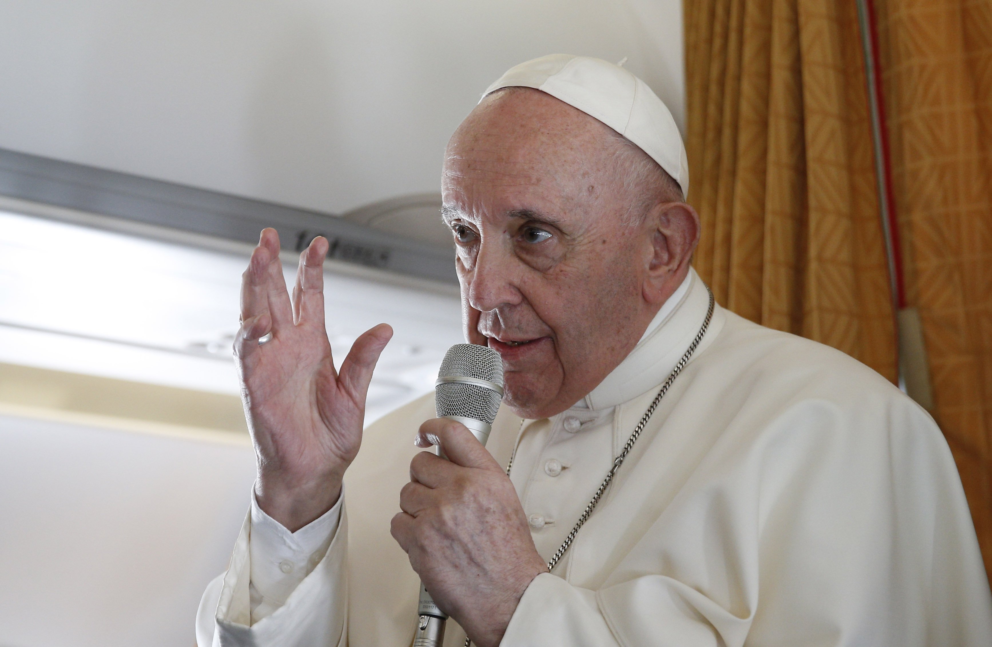 Francis about abortion Communion: Don't pro-choice politicians | America Magazine