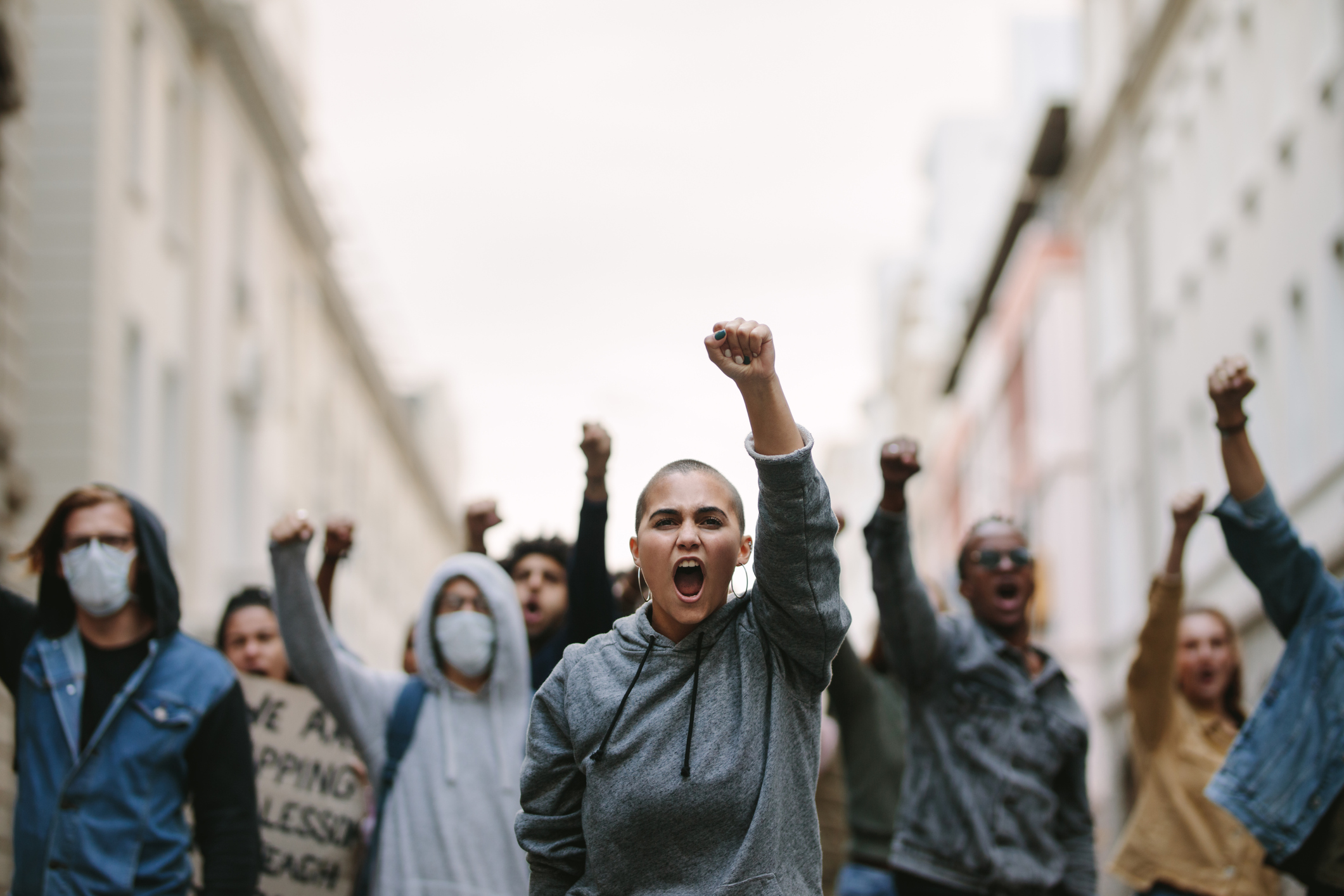 Небольшая группа людей для выражения протеста