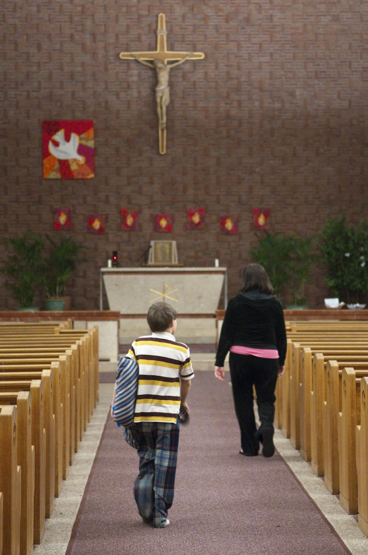 Saying Goodbye to a Parish | America Magazine