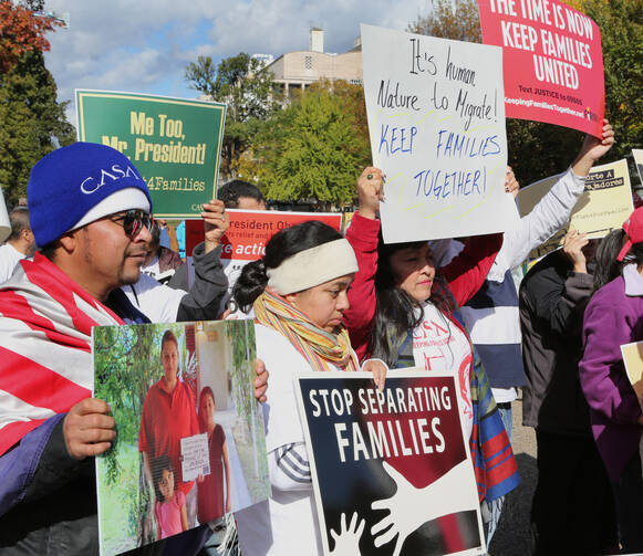 RALLY POINT. Demonstrators at the White House on Nov. 2 ask for immediate relief for “aspiring” Americans.