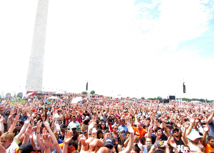 An estimated 350,000 people attend the "Together 2016" event in Washington on July 16. (CNS photo/Ana Franco-Guzman) 