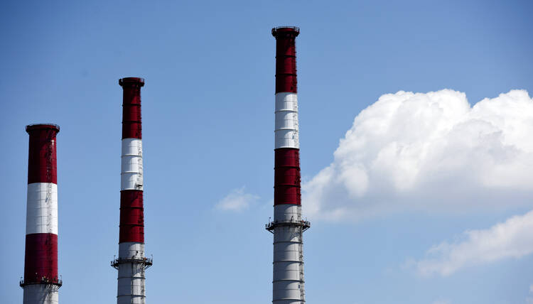 The Ravenswood Generating Station, which uses natural gas, fuel oil and kerosene to power its boilers, is seen in 2015 in Long Island City, N.Y. Catholic environment advocates expressed concern over a plan by the U.S. Environmental Protection Agency to roll back the Clean Power Plan, which would have reduced carbon dioxide emissions from power plants. (CNS photo/Justin Lane, EPA)