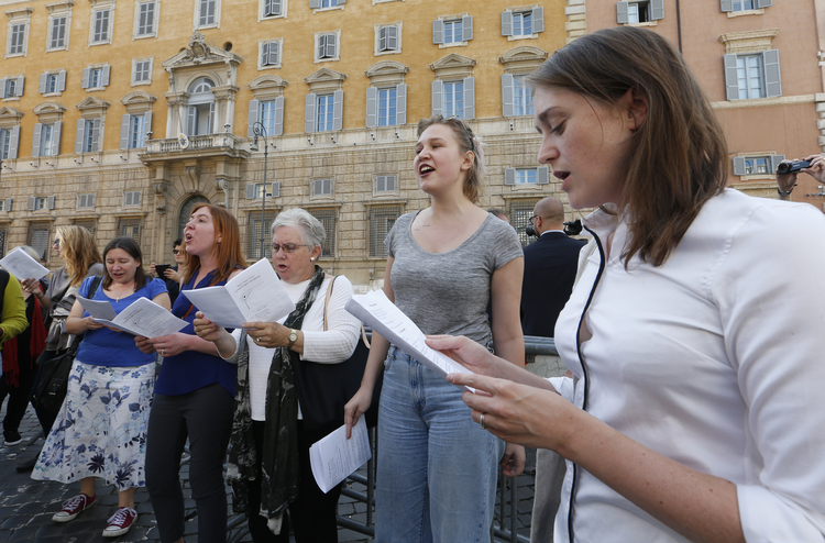 Jesuit, Dominican, Franciscan leaders see no reason why women shouldn’t vote a...