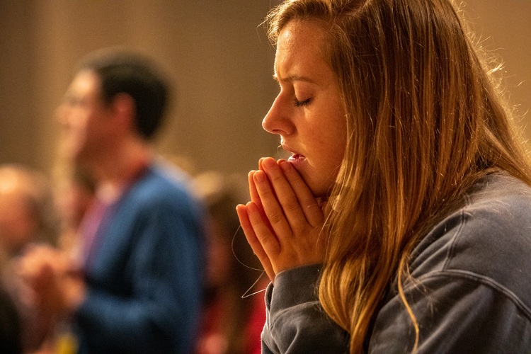 Podcast: Father James Martin’s prayer guide (for everyone) 2 20200101T0700 FAITH ALIVE PART1 608097%20%281%29.JPG.JPG Whether you are an agnostic seeker who’s curious about the whole “prayer” thing or a seasoned Catholic looking to deepen your relationship with God, James Martin, S.J., has a book for you—and everyone else. In his new book, Learning to Pray: A Guide for Everyone, Father Martin not only answers the question “Why pray?” and introduces readers to different types of prayer; he tackles what he considers “one of the most confusing parts about the spiritual life”: What happens when you pray? That is, what are you supposed to hear or feel when you close your eyes?