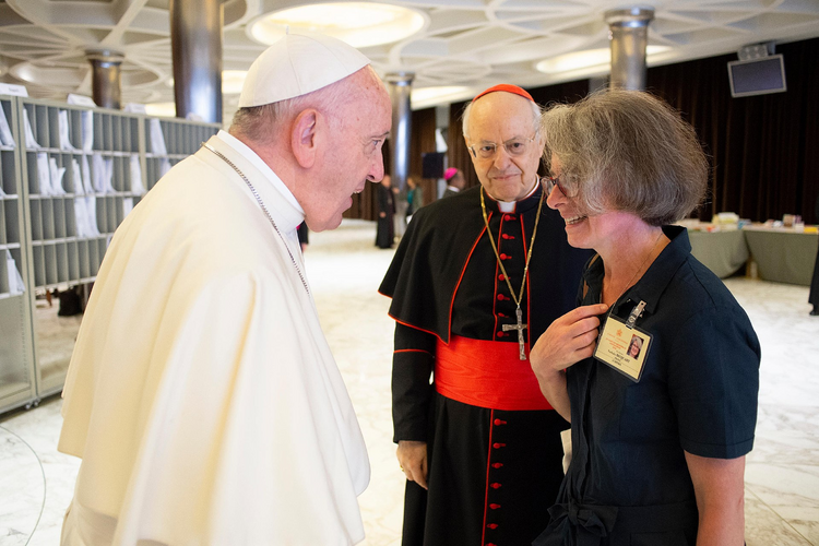 For the first time, Pope Francis names a woman with the right to vote as undersecretary of the synod of bishops