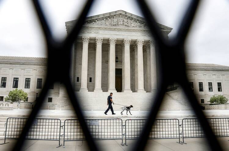 The Supreme Court is seen in Washington May 5, 2022. (CNS photo/Evelyn Hockstein, Reuters)
