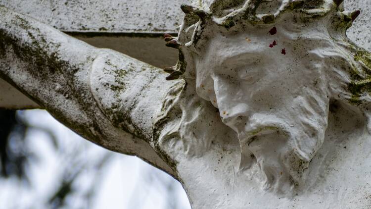 christ on the cross statue