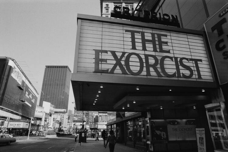 A cinema in New York promoting the film 'The Exorcist' (Sueddeutsche Zeitung Photo / Alamy Stock Photo)