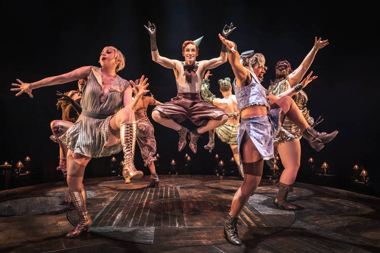 Eddie Redmayne as the Emcee in ‘Cabaret’ at the Kit Kat Club at the August Wilson Theatre (photo: Marc Brenner)