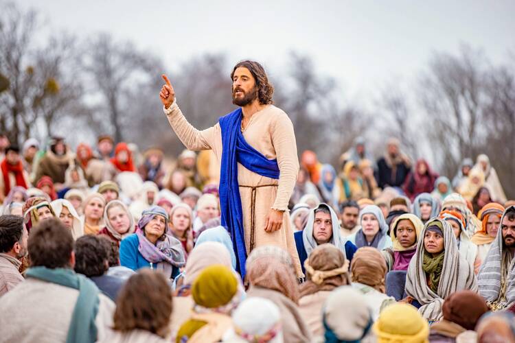 Jonathan Roumie as Jesus in a scene from the Sermon on the Mount from the television show “The Chosen” (photo Angel Studios/OSV)
