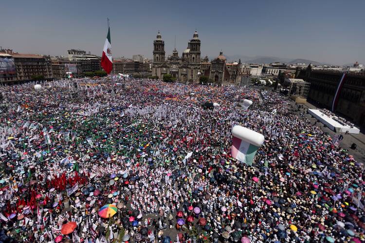 How Mexico’s president is handling an unpredictable Trump and gaining popularity