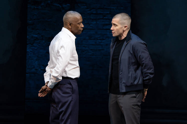 Denzel Washington as Othello and Jake Gyllenhaal as Iago in ‘Othello’ on Broadway