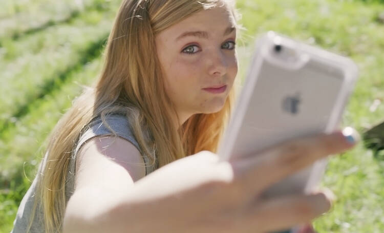 Elsie Fisher (photo: A24)