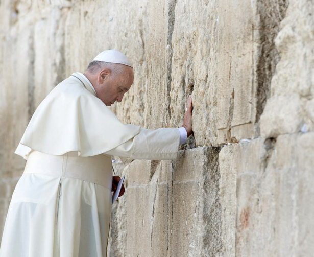 Pope Francis at the Western Wall in Jerusalem was one of the most-liked images on his Instagram account in 2017. (screen shot from franciscus account on Instagram)