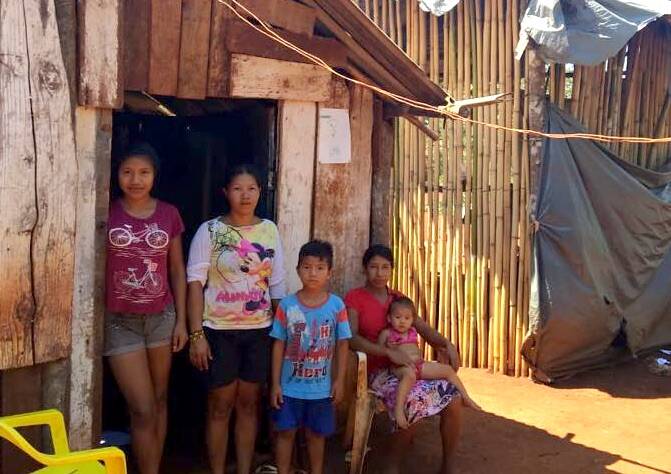 A home visit in Paraná. Photo courtesy of the Rev. Diego Pelizzari.