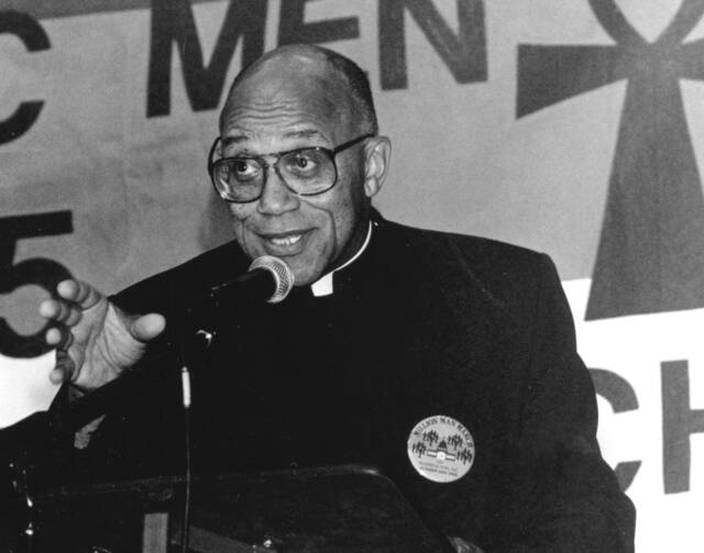 Father George Clements, a Chicago priest who made national headlines when he adopted a son in the early 1980s, has been asked by Chicago Cardinal Blase J. Cupich to step aside from ministry pending the outcome of an investigation into an allegation of sexual abuse of a minor in 1974. (CNS photo/Michael Alexander)
