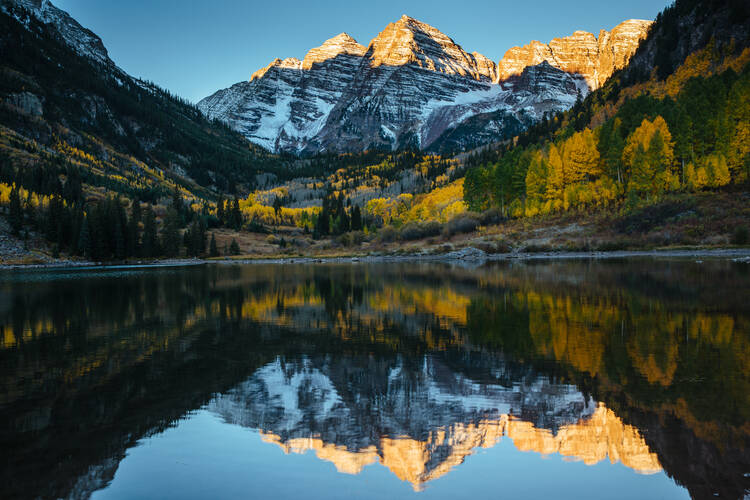 Maroon Bells (iStock)