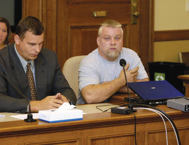 FLAWED JUSTICE? Steven Avery, right, in “Making a Murderer”