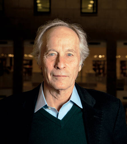 Richard Ford: "We will all be the better, as readers, if we let the maker tell us what a story is by giving us one to read."