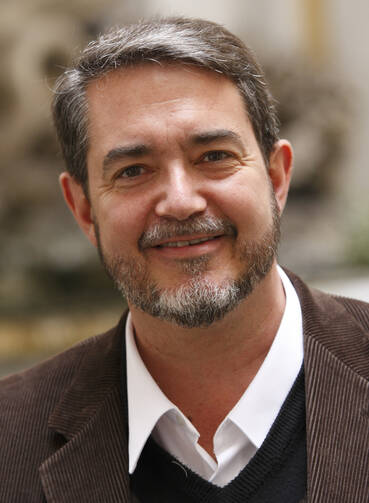 Scott Hahn, a professor of theology and scripture at Franciscan University of Steubenville and the author of numerous Catholic books, is pictured in Rome March 19, 2010. (CNS photo/Paul Haring) 