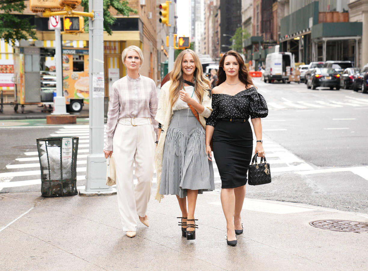 Change of a dress sex and the city store
