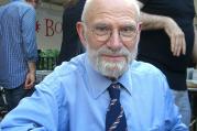  Oliver Sacks at the 2009 Brooklyn Book Festival (Photo via Wikimedia Commons)