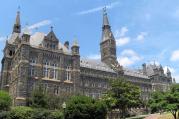 Healy Hall, Georgetown University. (photo by Gtownsfs, Creative Commons)