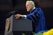 Judge John T. Noonan Jr. gives the commencement address in 2009 at the University of Notre Dame in Indiana. Noonan, a member of the U.S Court of Appeals for the 9th Circuit for 31 years, died April 17 at age 90. (CNS photo/Matt Cashore, University of Notre Dame) 
