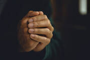 hands praying
