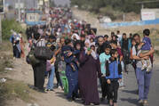 Palestinians flee to the southern Gaza Strip on Salah al-Din Street in Bureij, Gaza Strip, on Wednesday, November 8, 2023. ( AP Photo/Hatem Moussa)