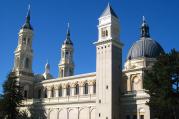 St. Ignatius Church, University of San Francisco. Courtesy of Wikipedia.