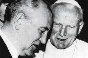 VOICES FOR FREEDOM. Pope John Paul II talks with Russian President Mikhail Gorbachev during a historic 1989 meeting at the Vatican. The two expressed broad agreement on the need for greater religious freedom in the Soviet Union. 