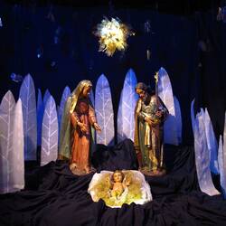 Nativity Scene at Metropolitan Cathedral in Buenos Aires (via WIkimedia Commons)