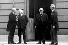 Woodrow Wilson, right, sought to implement his famous Fourteen Points at the Paris Peace Conference of 1919. The French Prime Minister Georges Clemenceau, second from right, viewed them as hopelessly idealistic. (Photo: Alamy)