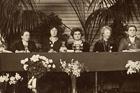 Rosika Schwimmer (center) at the 1915 International Congress of Women in The Hague, Netherlands, where attendees drafted and discussed proposals to end the war in Europe. (LSE Library/British Library of Political and Economic Science via Wikimedia Commons)  