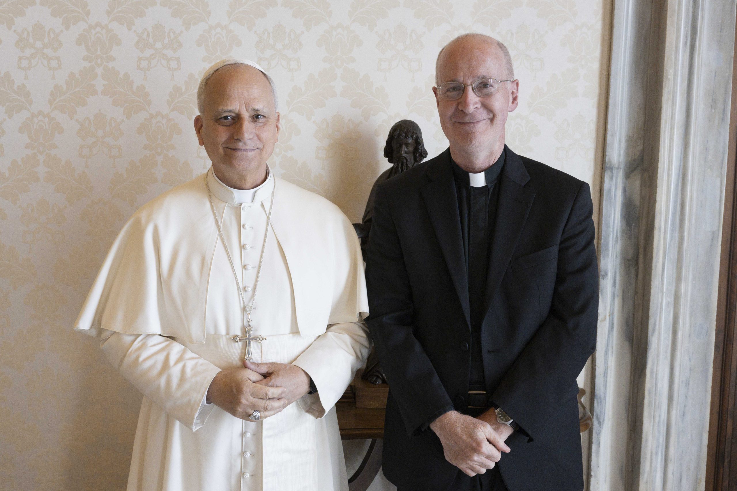 Pope Leo meets with Father James Martin, seen as a sign of support for ...