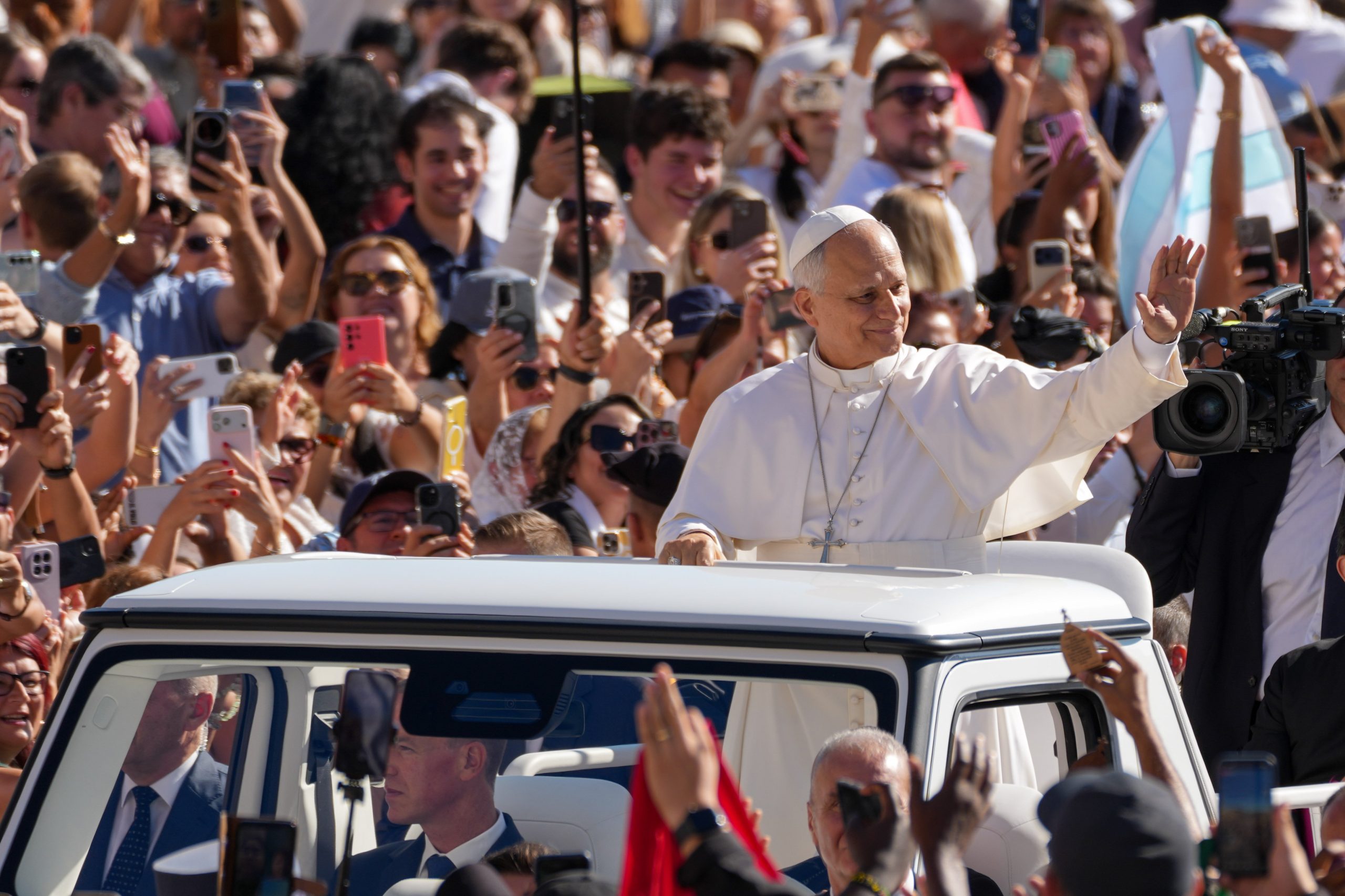 Pope Leo warns technology cannot replace the value of human relationships